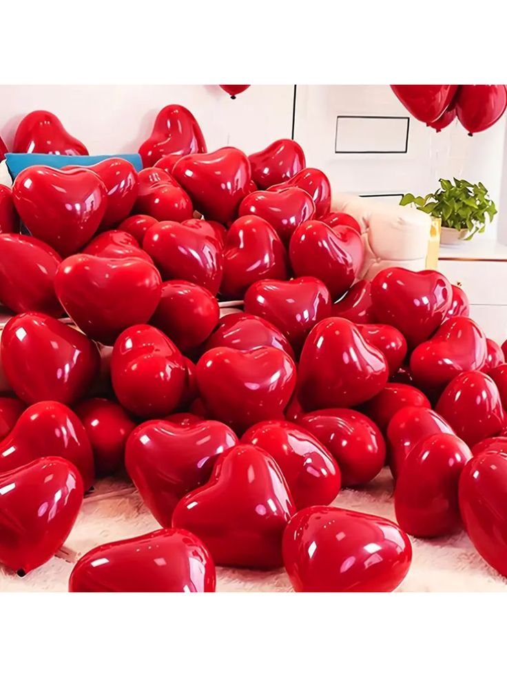 Red Heart Shaped Latex Balloons For Birthday, Wedding, Anniversary & Valentine Party Decoration