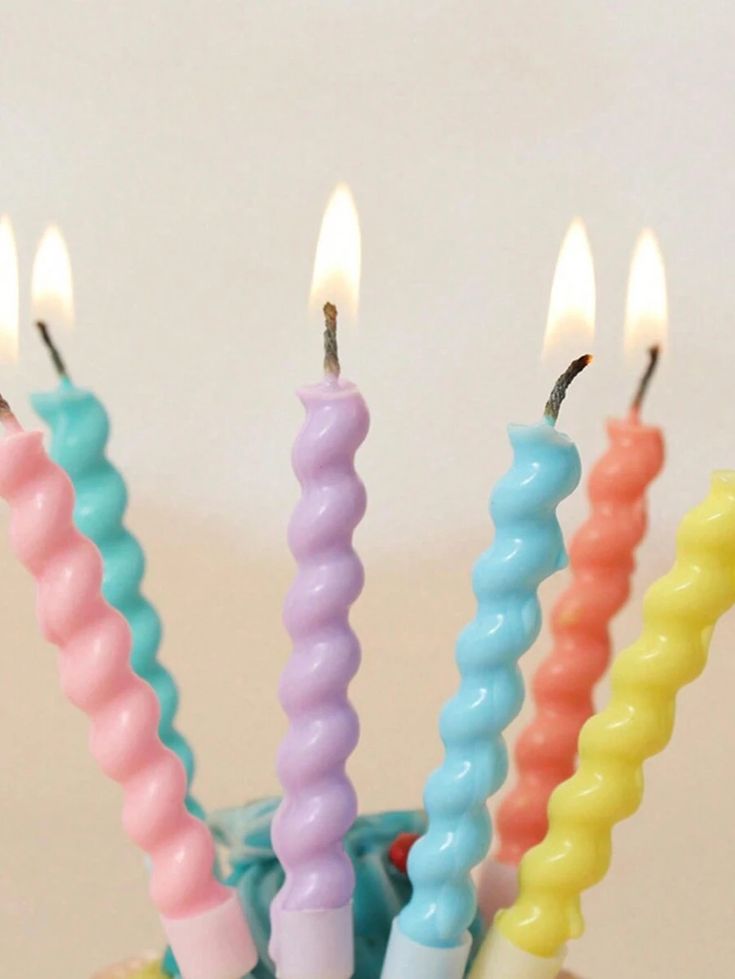 6Pcs/Set Birthday Candles Cake Candle Twisted Spiral Candle Multi Color Candy Theme