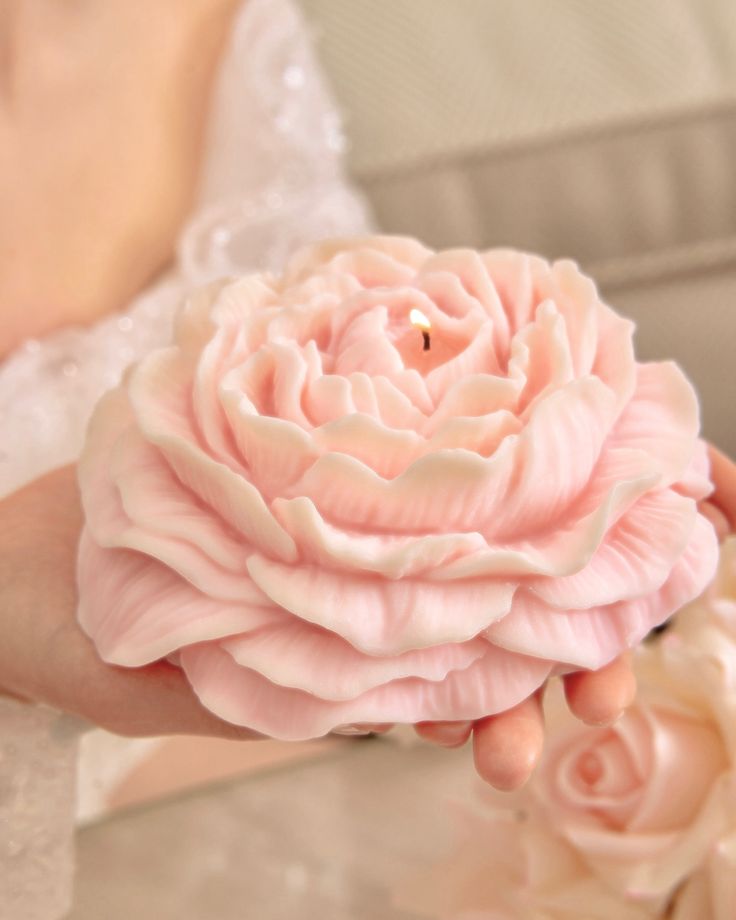 Pink Peony Flower Shape Scented Candle For Room Decoration
